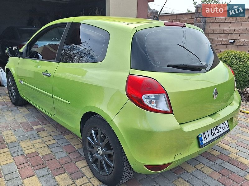 Хэтчбек Renault Clio 2009 в Белой Церкви
