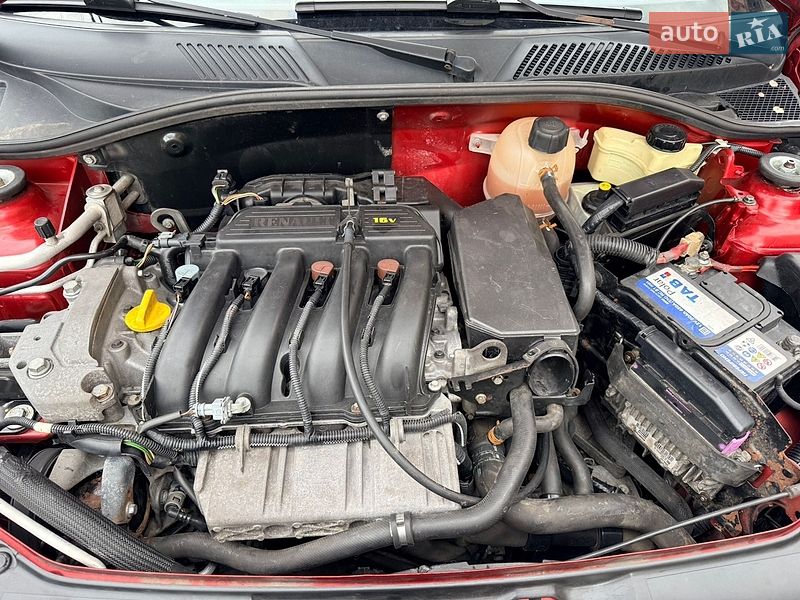 Седан Renault Clio 2007 в Днепре