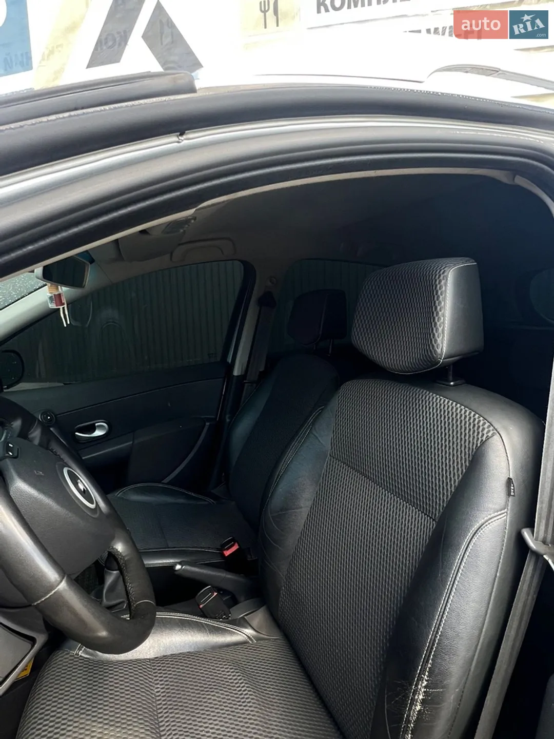 2010 Renault Clio - мініатюра 22