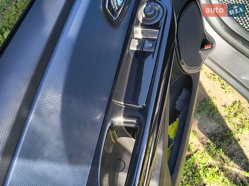 Универсал Renault Clio 2013 в Сумах