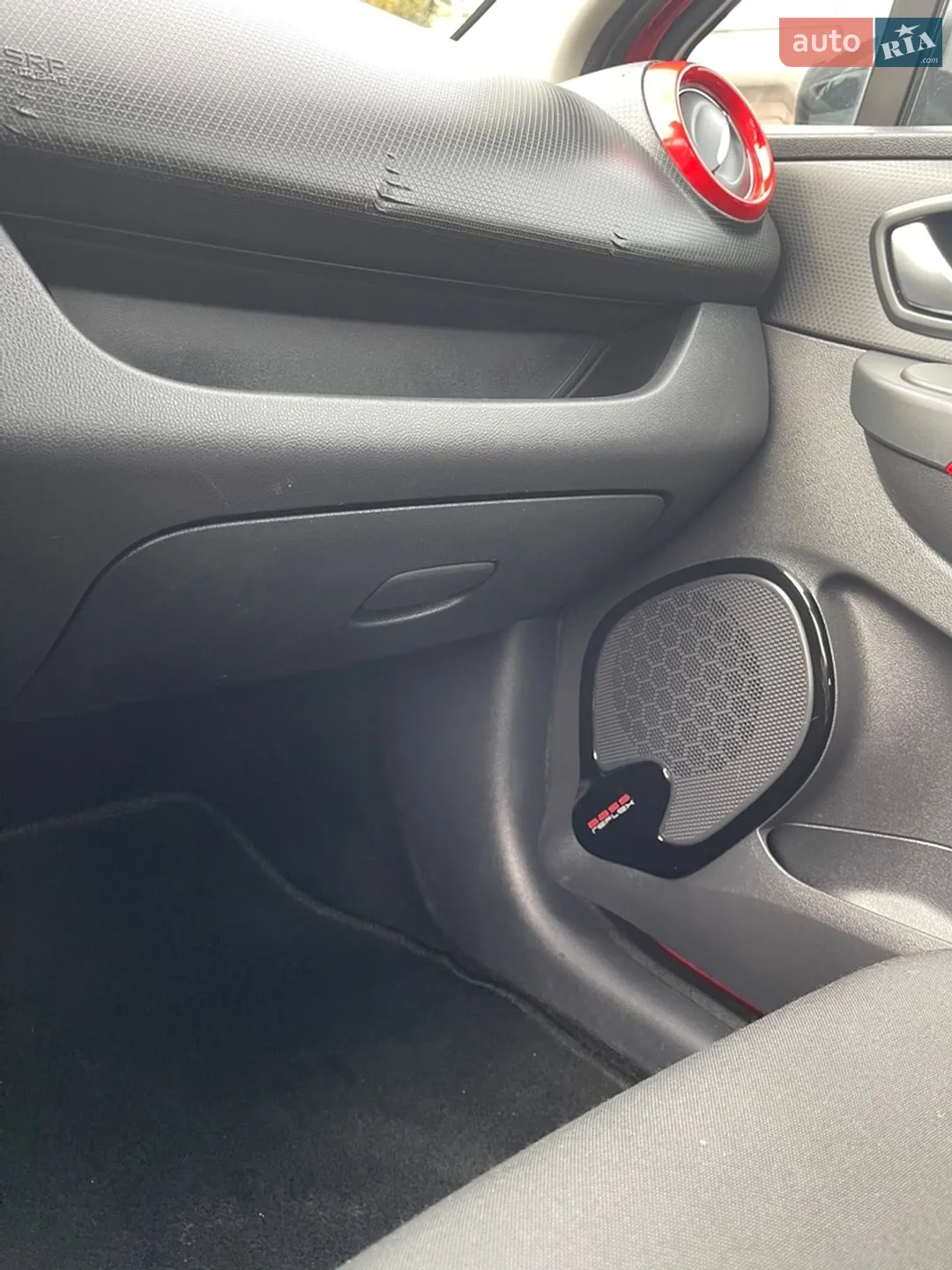 2017 Renault Clio - мініатюра 107