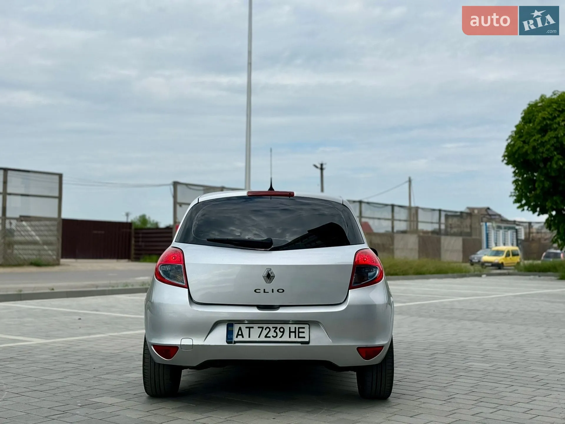 2011 Renault Clio - мініатюра 8