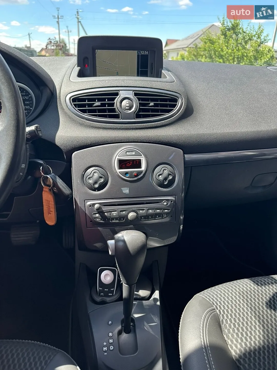 2011 Renault Clio - мініатюра 35