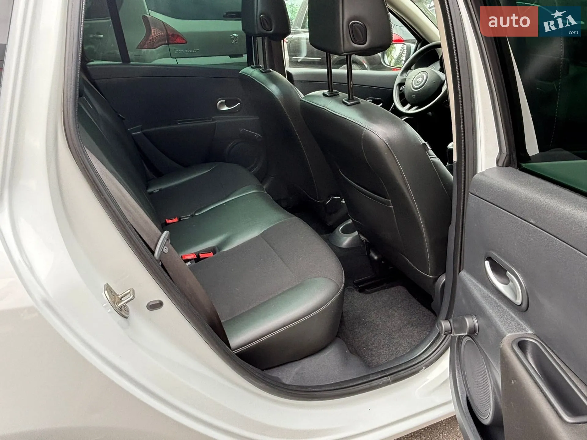 2011 Renault Clio - мініатюра 59
