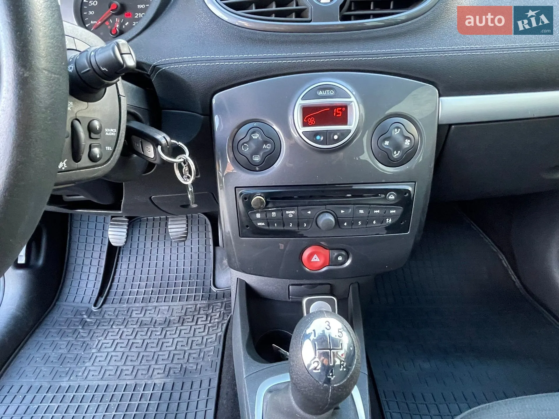2010 Renault Clio - мініатюра 21