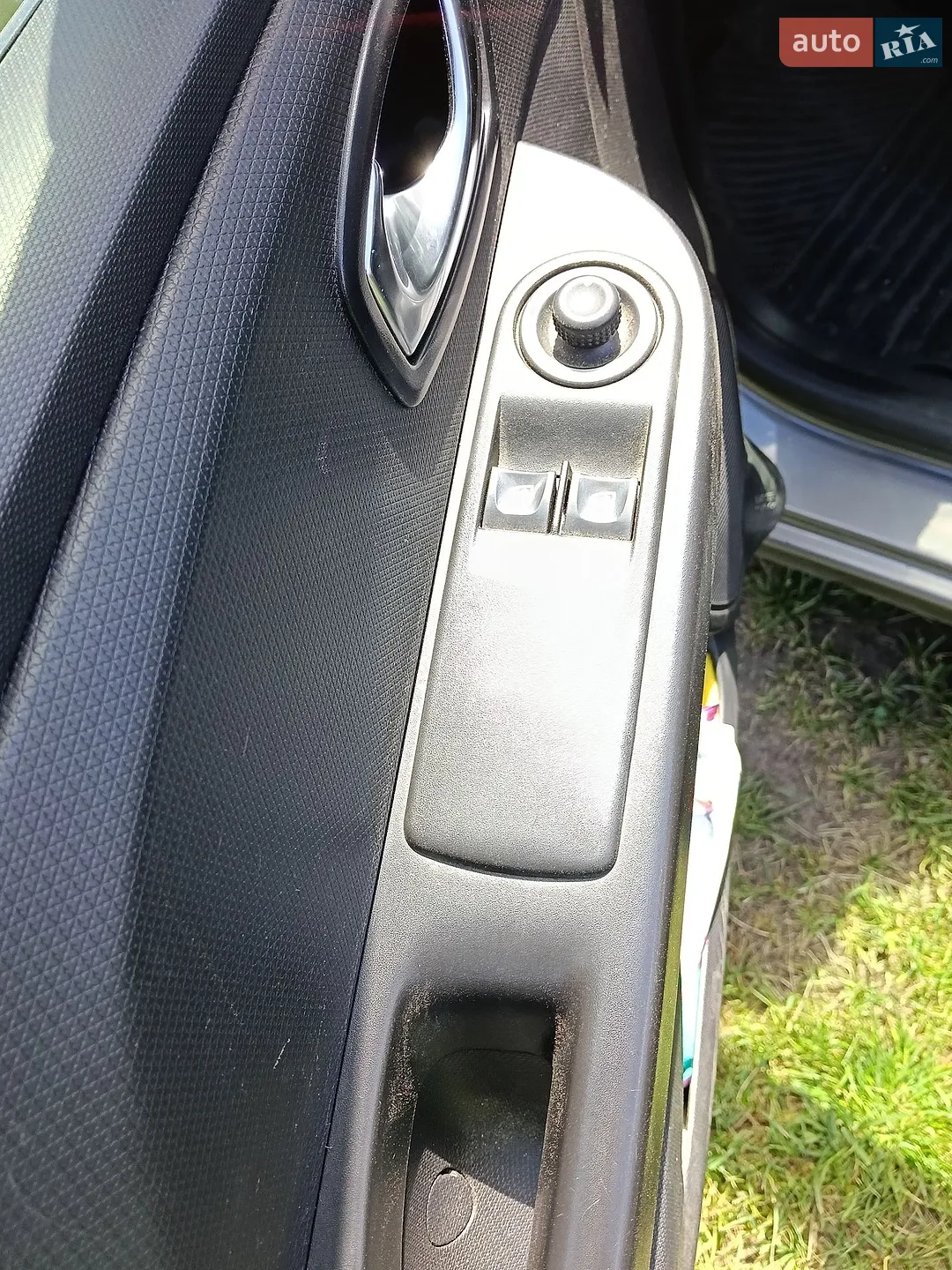 2015 Renault Clio - мініатюра 26