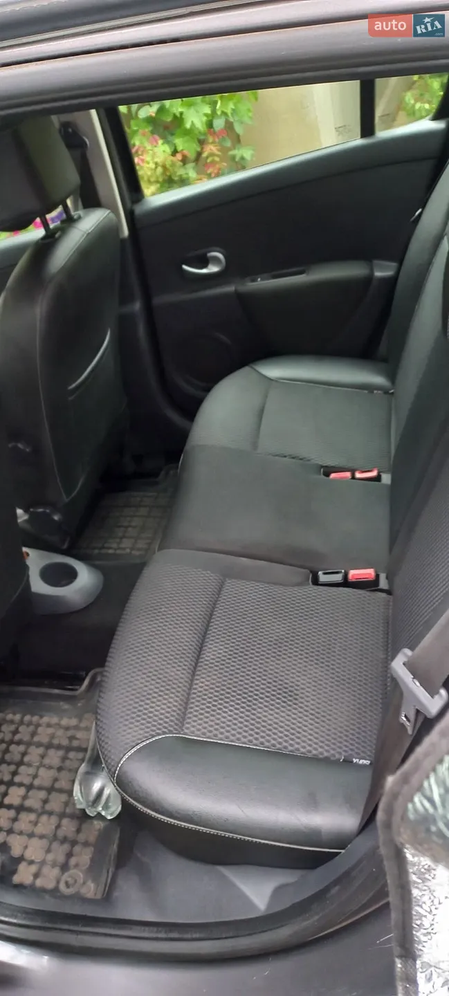 2010 Renault Clio - мініатюра 12