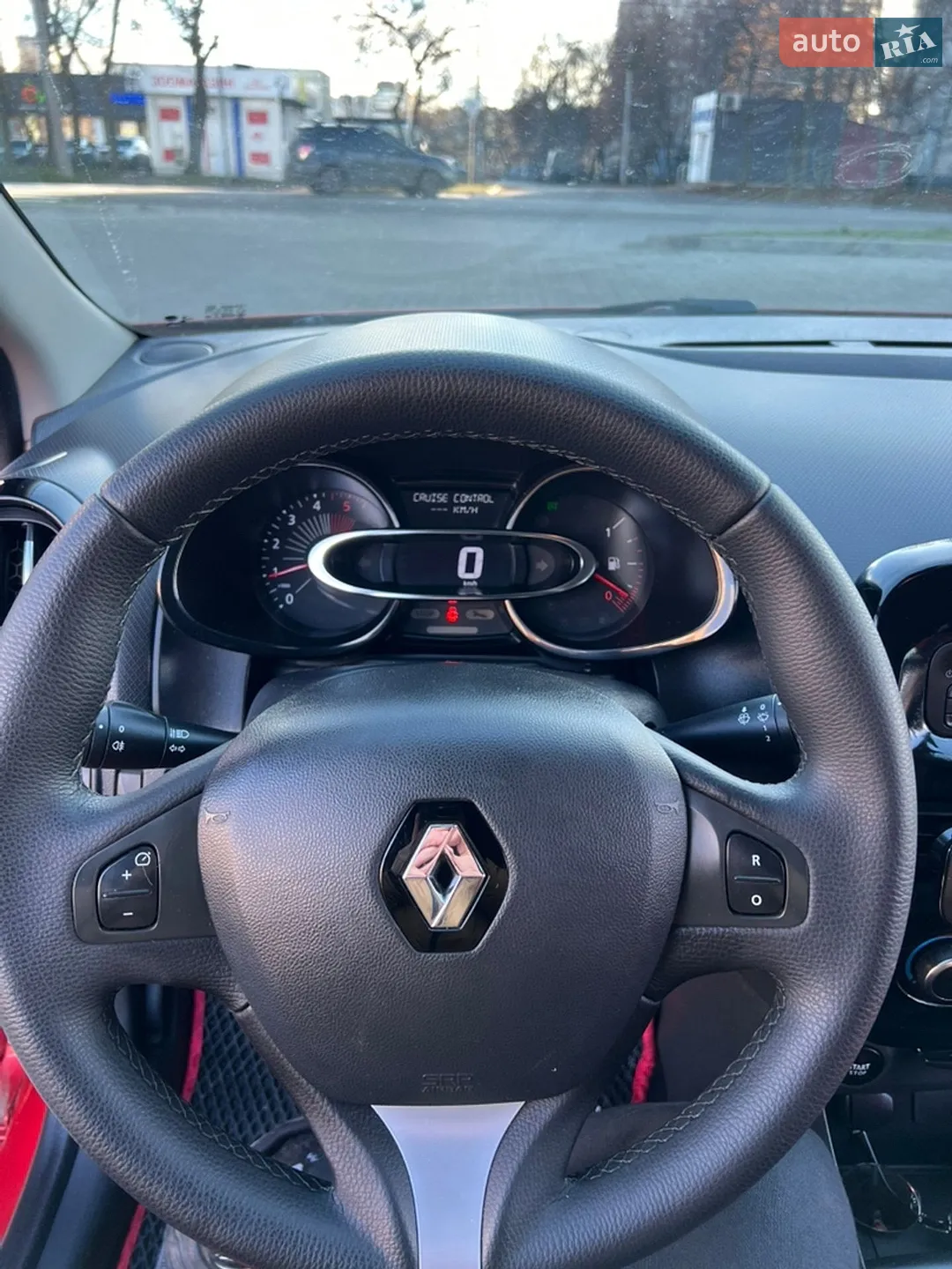 2016 Renault Clio - мініатюра 10