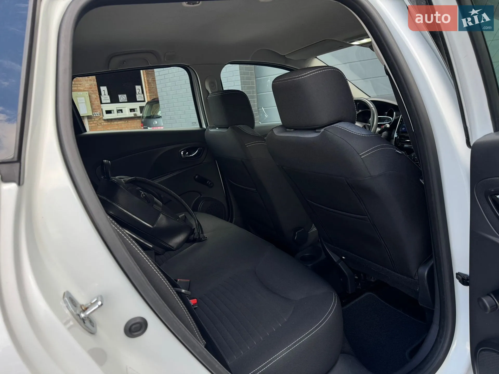 2014 Renault Clio - мініатюра 17