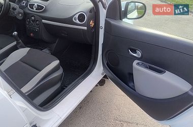 Хэтчбек Renault Clio 2012 в Дубно