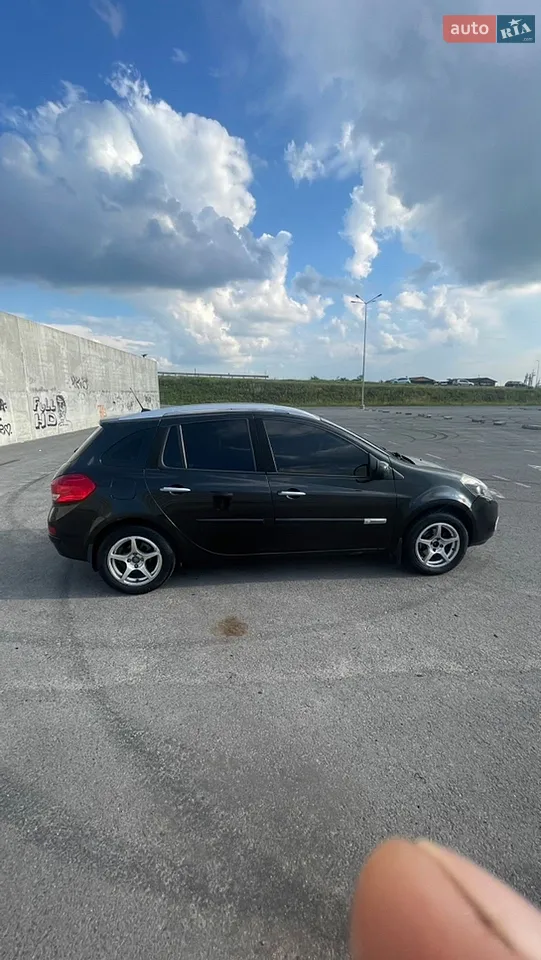 2011 Renault Clio - мініатюра 14