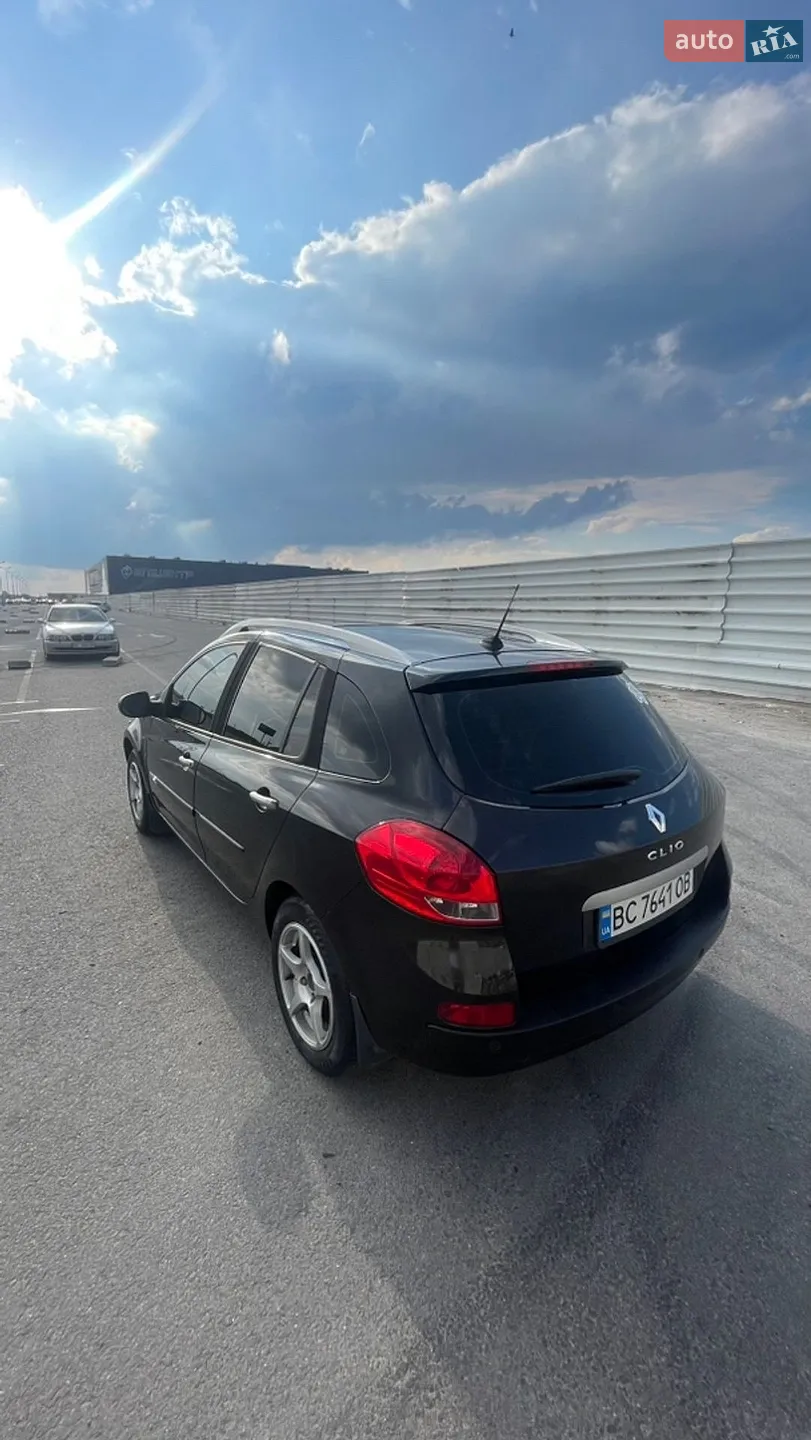 2010 Renault Clio - мініатюра 2