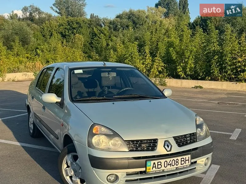 Renault Clio 2003