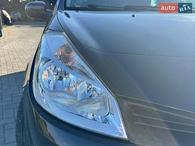 Хэтчбек Renault Clio 2007 в Шептицькому