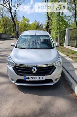 Минивэн Renault Dokker 2015 в Киеве