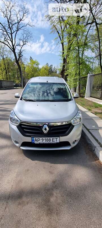 Минивэн Renault Dokker 2015 в Киеве