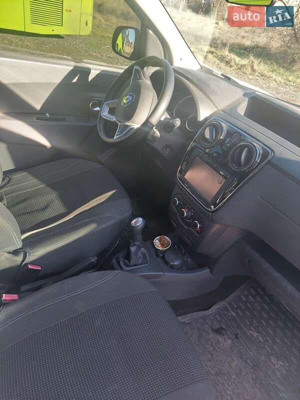 Мінівен Renault Dokker 2017 в Одесі