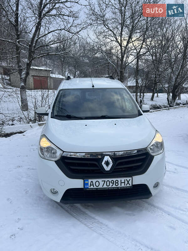 Мінівен Renault Dokker 2014 в Рахові