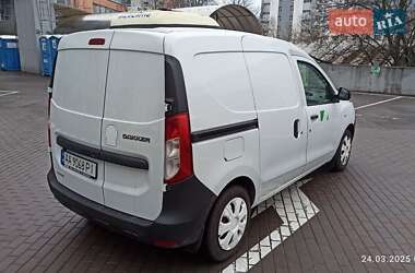 Вантажний фургон Renault Dokker 2017 в 