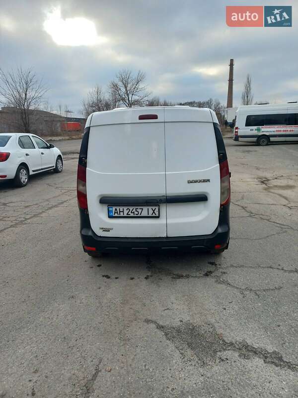 Вантажний фургон Renault Dokker 2013 в Дніпрі