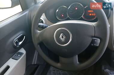 Мінівен Renault Dokker 2013 в 