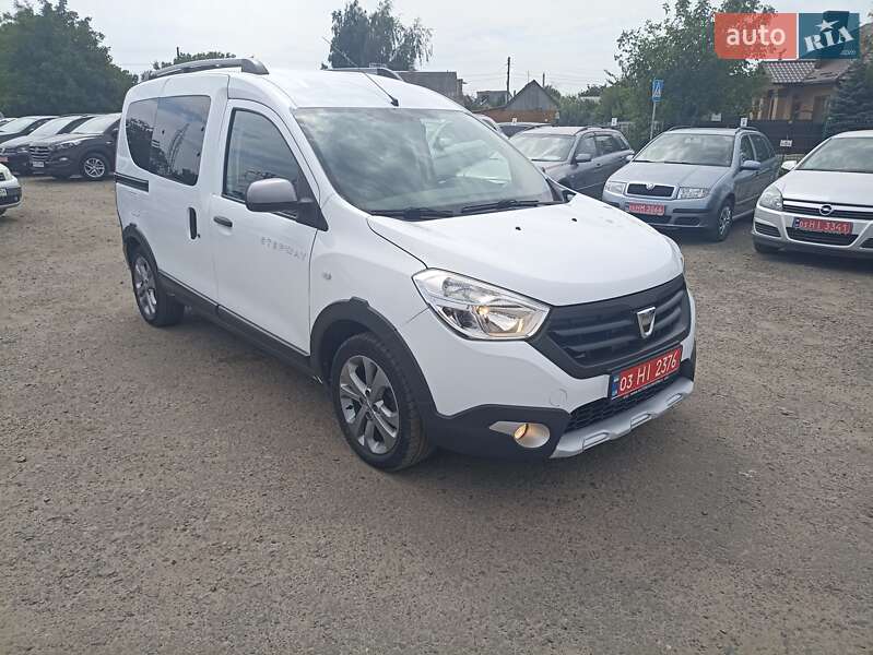Минивэн Renault Dokker 2015 в 