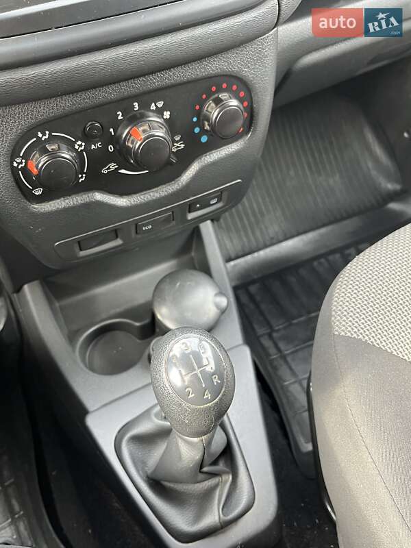 Грузовой фургон Renault Dokker 2019 в Киеве фото 16 Грузовой фургон Renault Dokker 2019 в Киеве