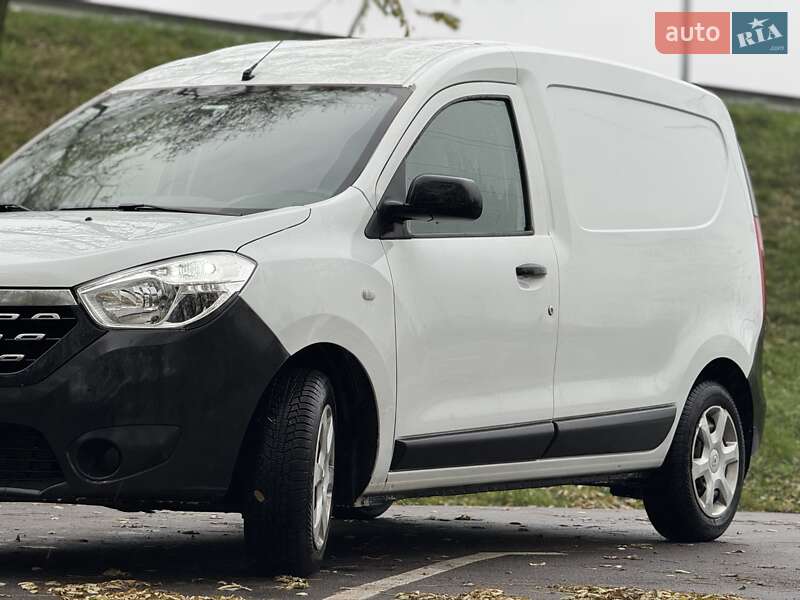 Вантажний фургон Renault Dokker 2018 в Києві