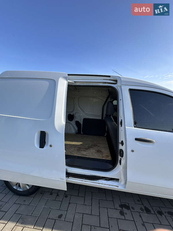 Другие грузовики Renault Dokker 2013 в Ровно фото 8 Другие грузовики Renault Dokker 2013 в Ровно