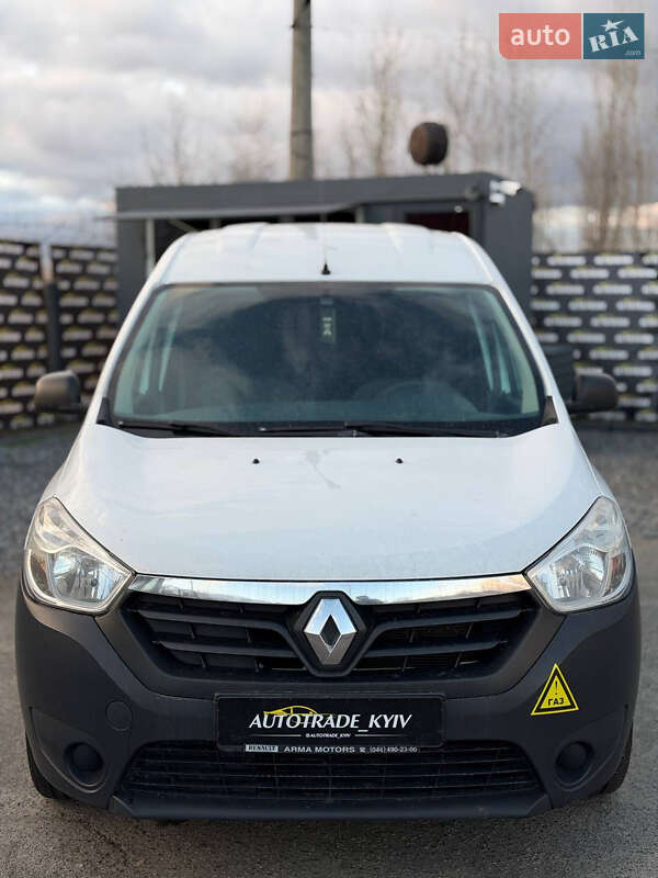 Грузовой фургон Renault Dokker 2016 в Киеве