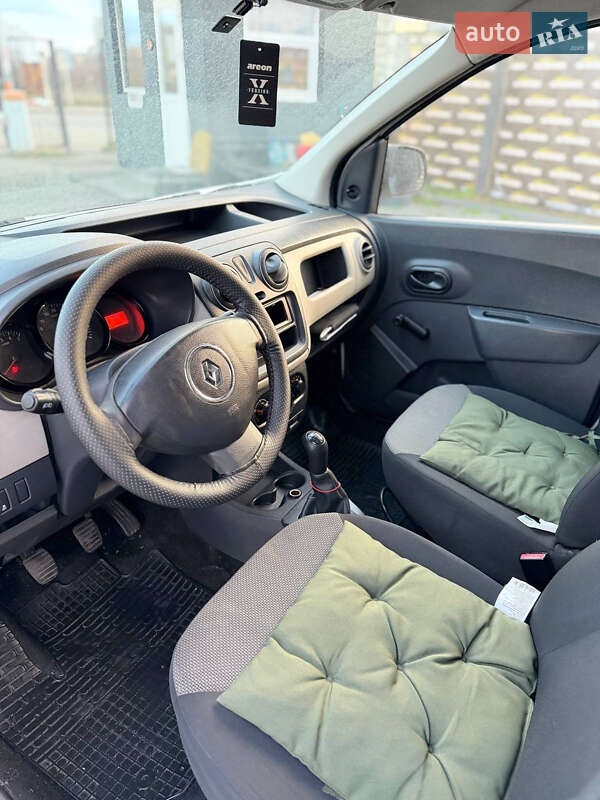 Грузовой фургон Renault Dokker 2016 в Киеве