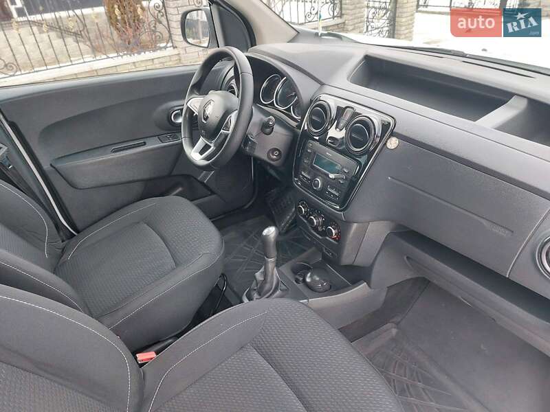 Минивэн Renault Dokker 2018 в Косове фото 26 Минивэн Renault Dokker 2018 в Косове