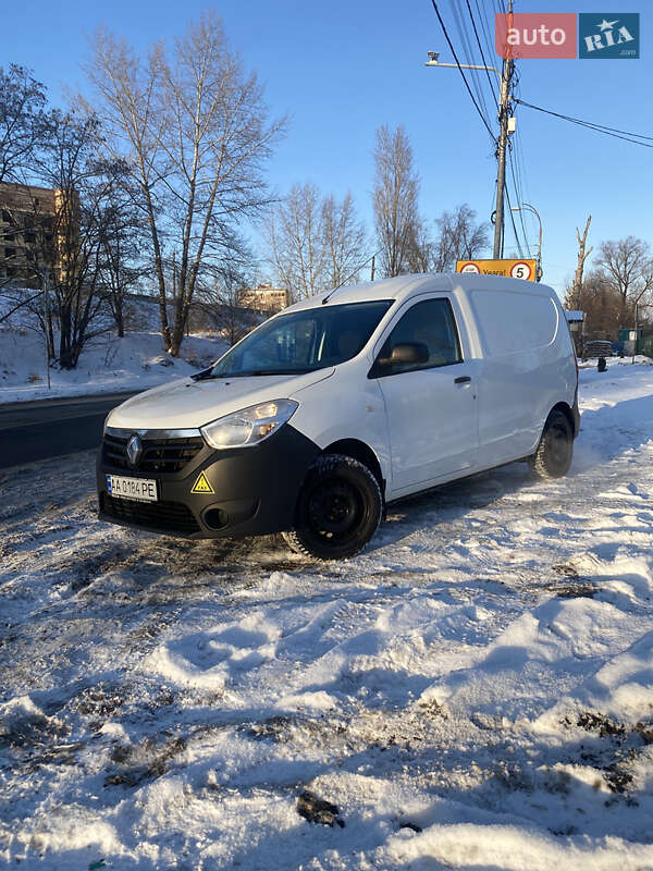 Грузовой фургон Renault Dokker 2016 в Киеве