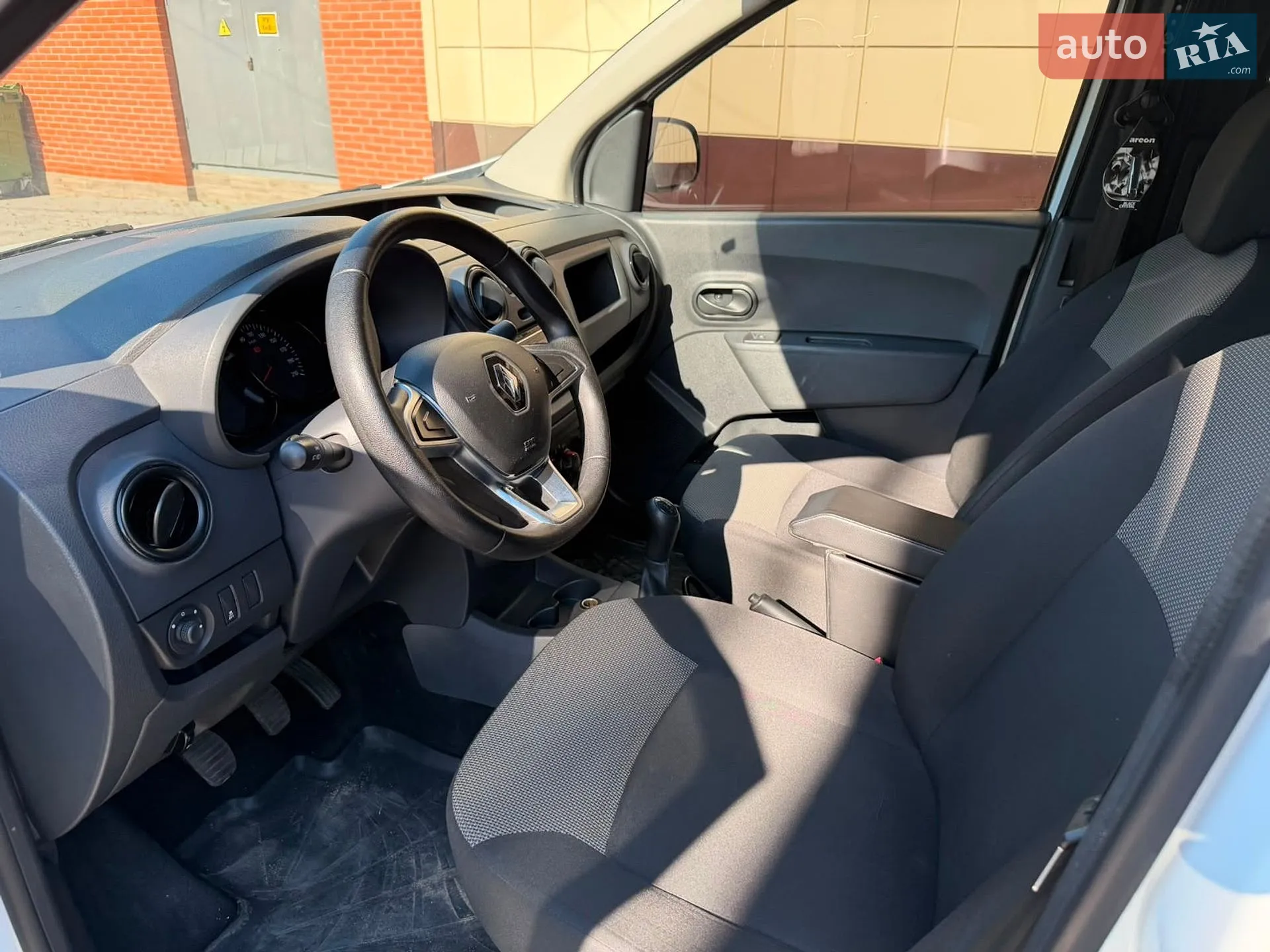 2018 Renault Dokker - мініатюра 10