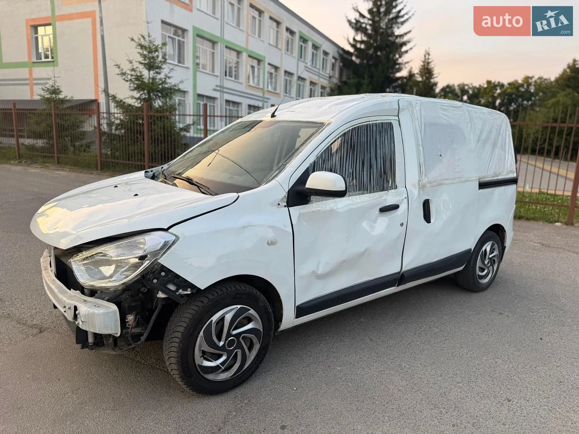 2018 Renault Dokker - мініатюра 2