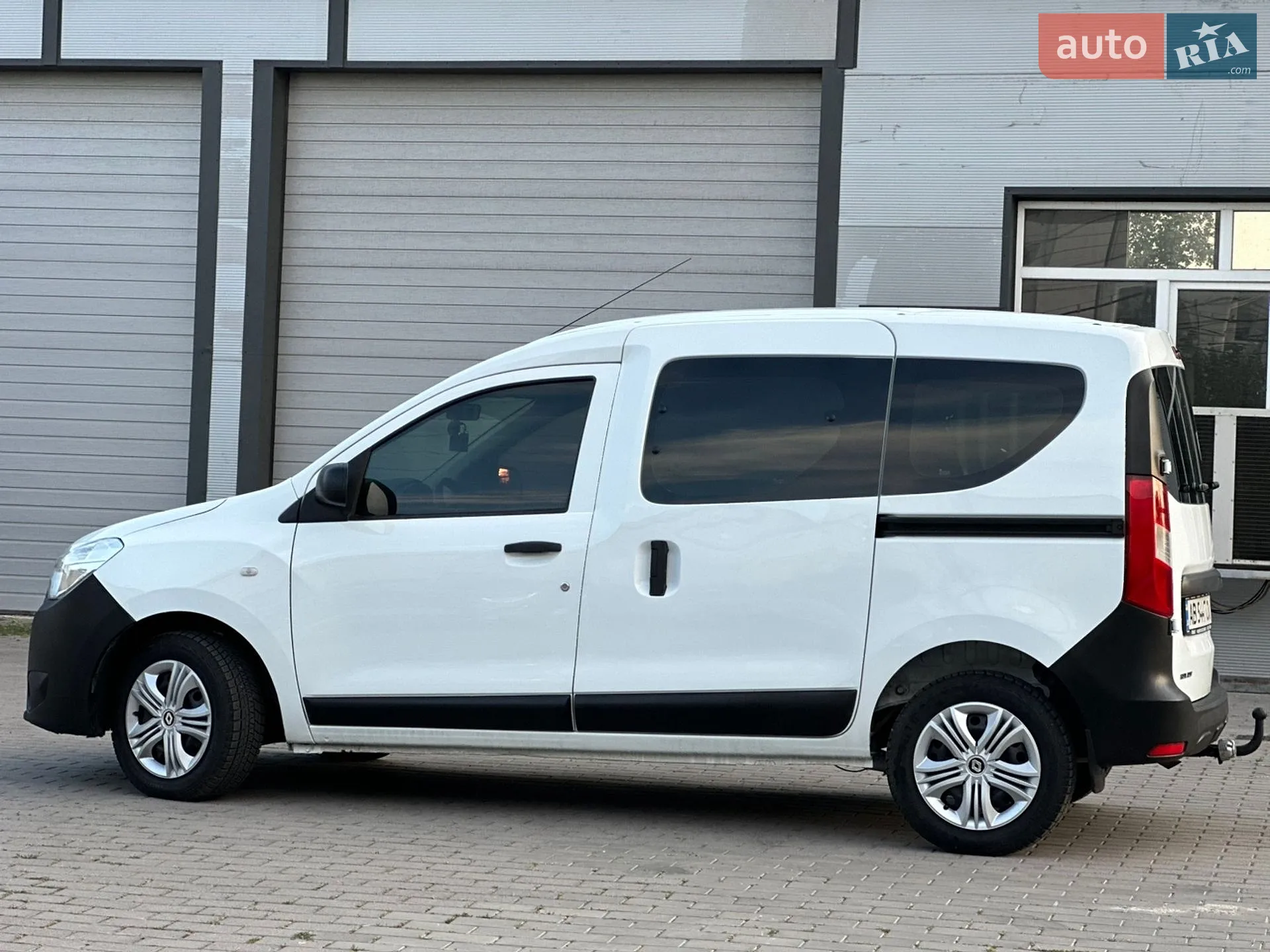2017 Renault Dokker - мініатюра 10