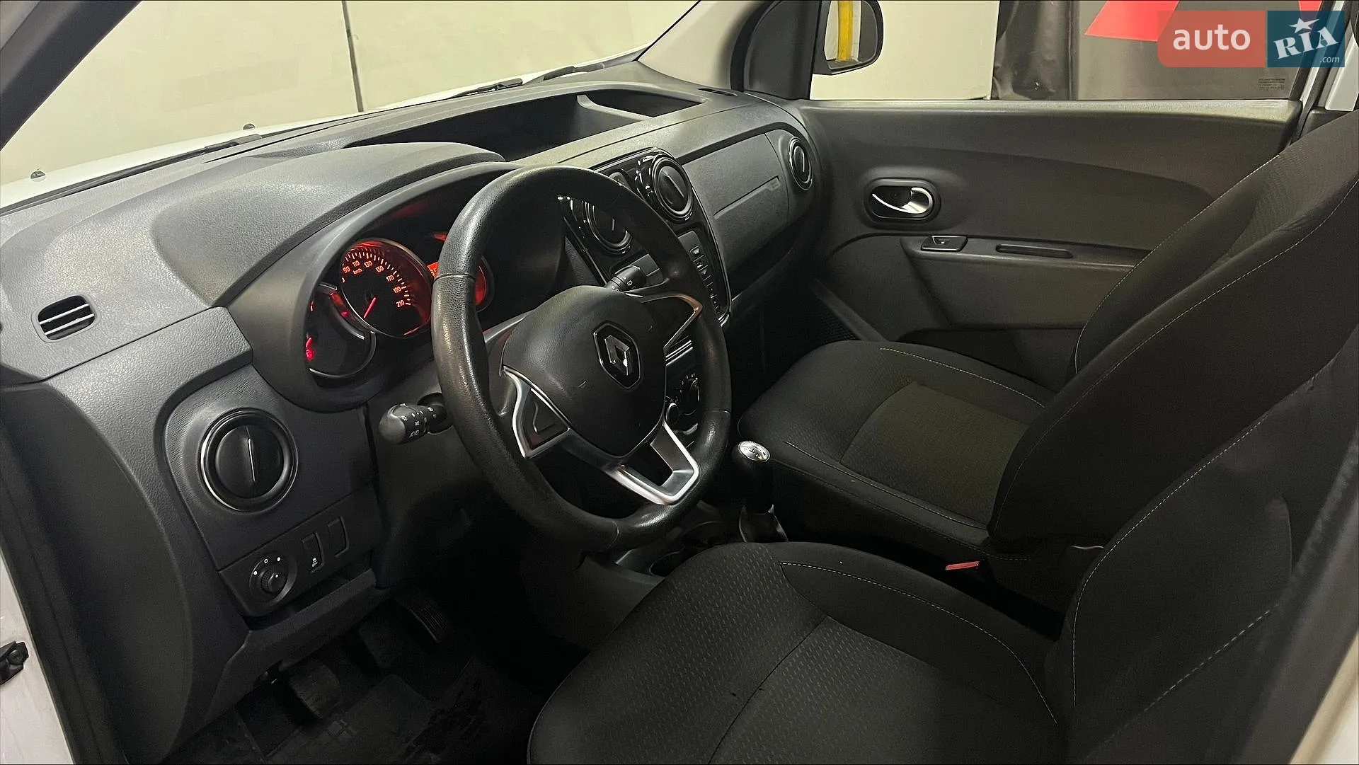 2019 Renault Dokker - мініатюра 8