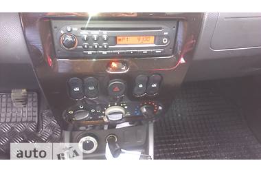 Позашляховик / Кросовер Renault Duster 2012 в Чернівцях