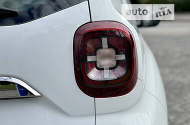Внедорожник / Кроссовер Renault Duster 2020 в 
