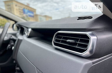 Внедорожник / Кроссовер Renault Duster 2020 в 