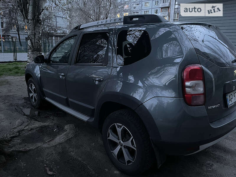 Внедорожник / Кроссовер Renault Duster 2017 в Запорожье
