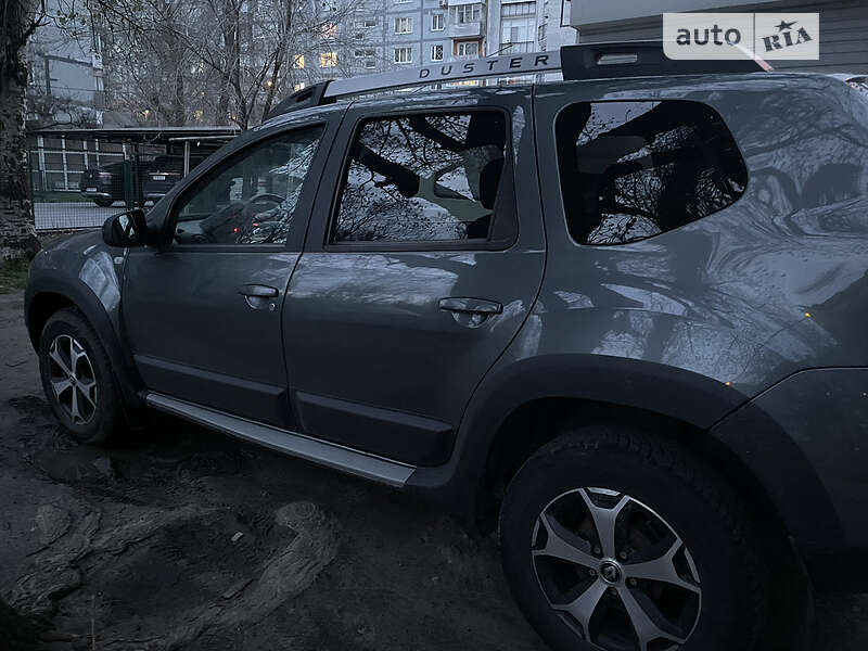 Внедорожник / Кроссовер Renault Duster 2017 в Запорожье
