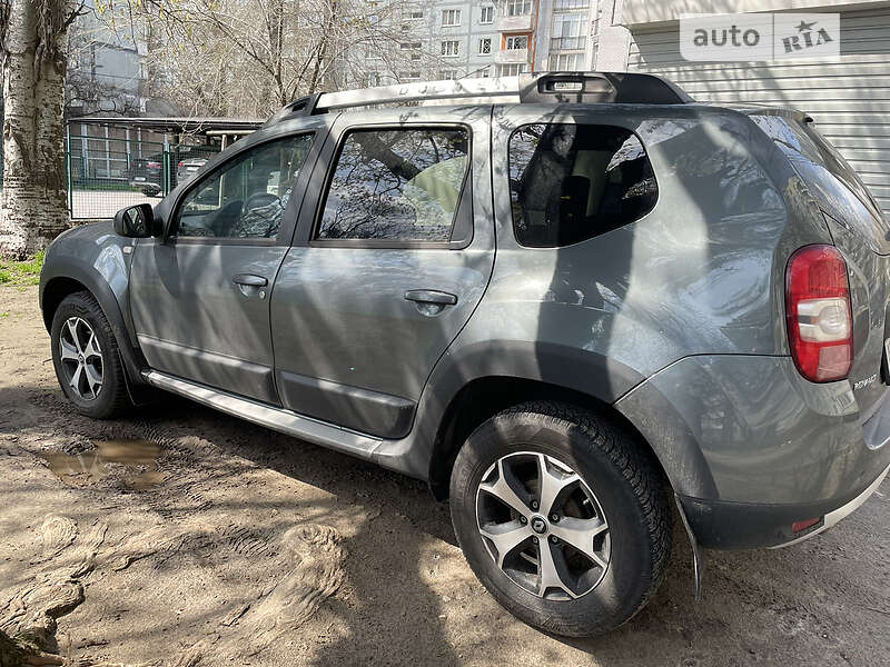 Внедорожник / Кроссовер Renault Duster 2017 в Запорожье