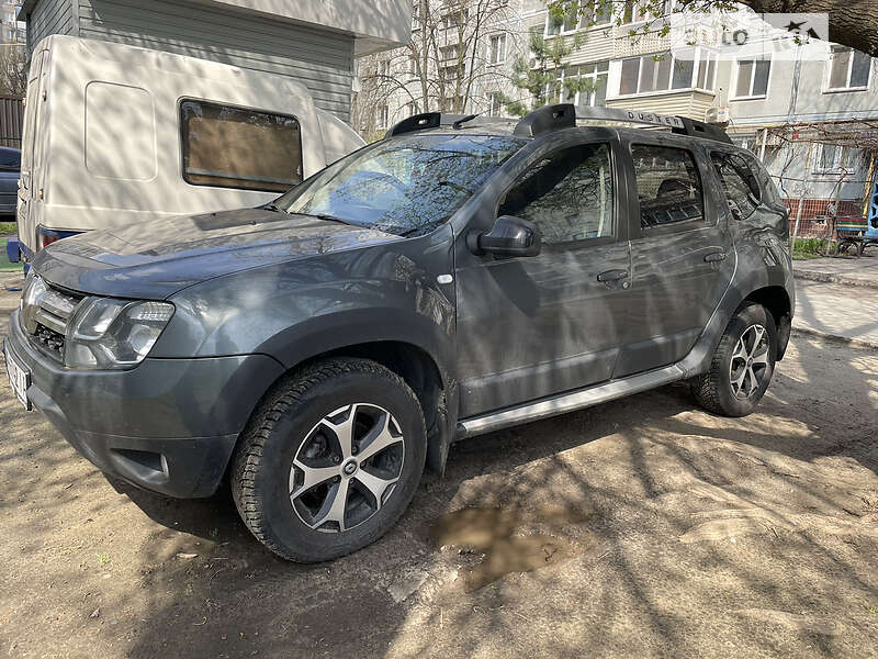 Внедорожник / Кроссовер Renault Duster 2017 в Запорожье