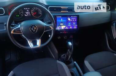 Внедорожник / Кроссовер Renault Duster 2018 в 