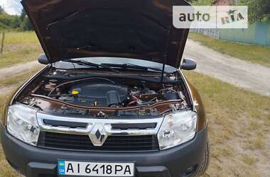 Внедорожник / Кроссовер Renault Duster 2012 в 
