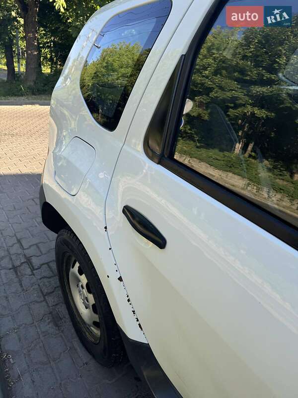 Внедорожник / Кроссовер Renault Duster 2012 в Львове фото 7 Внедорожник / Кроссовер Renault Duster 2012 в Львове