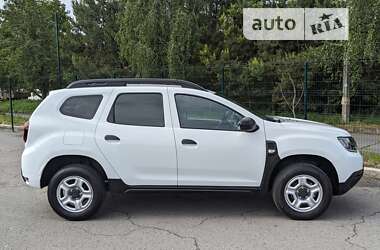 Позашляховик / Кросовер Renault Duster 2020 в 