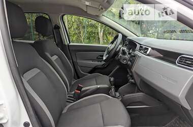 Позашляховик / Кросовер Renault Duster 2020 в 