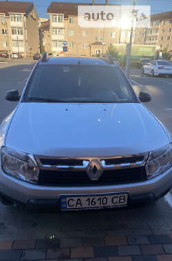 Внедорожник / Кроссовер Renault Duster 2012 в Вишневом